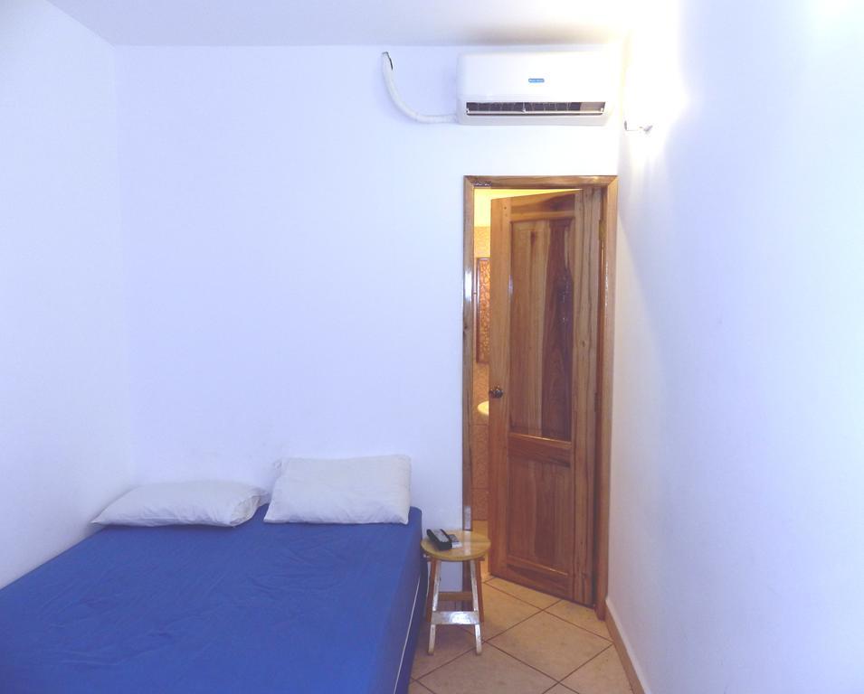 Hostal Yaku มอนตาญิตาร์ ห้อง รูปภาพ