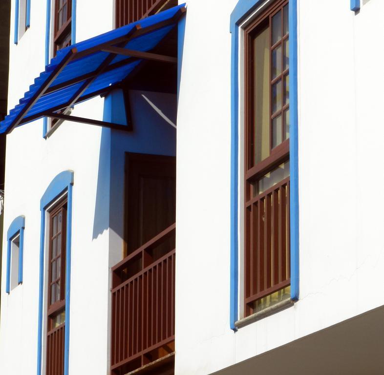 Hostal Yaku มอนตาญิตาร์ ภายนอก รูปภาพ