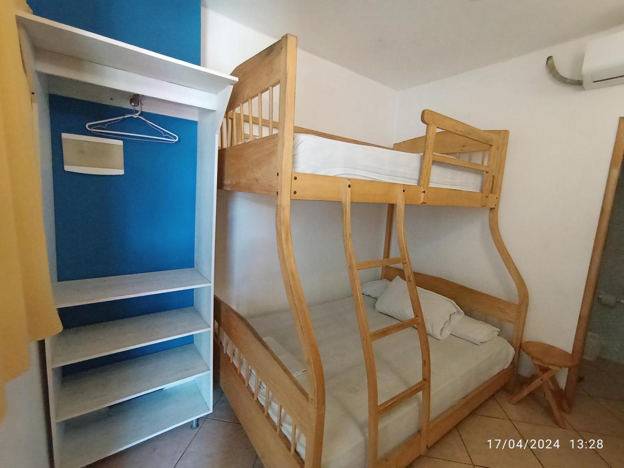 Hostal Yaku มอนตาญิตาร์ ภายนอก รูปภาพ